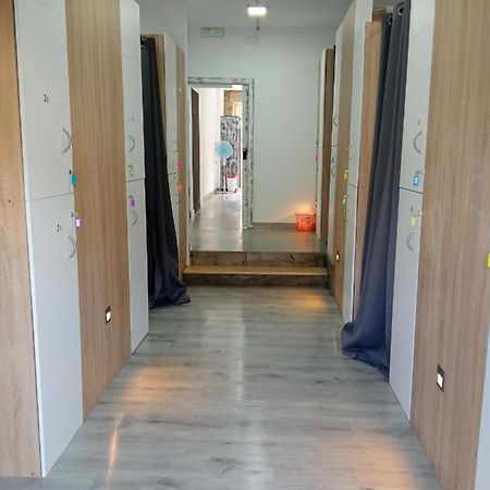 Albergue Alecerカルダス・デ・レイス エクステリア 写真