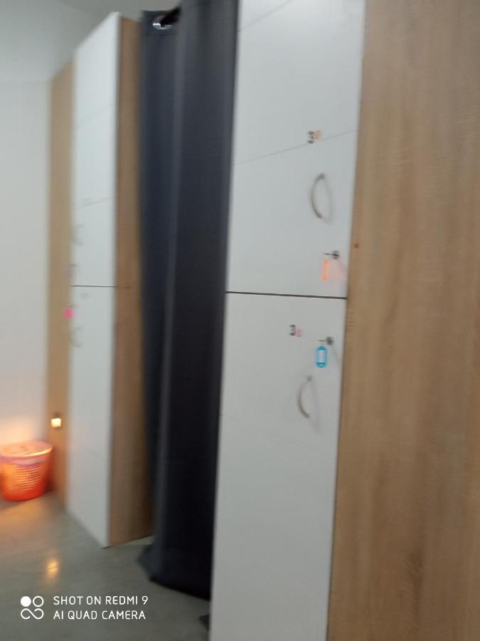Albergue Alecerカルダス・デ・レイス エクステリア 写真